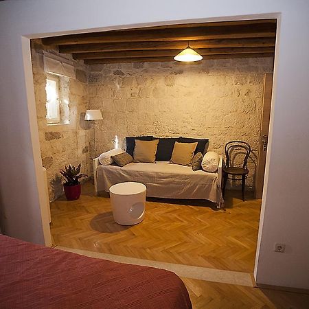 Rooms Livia Trogir Zimmer foto