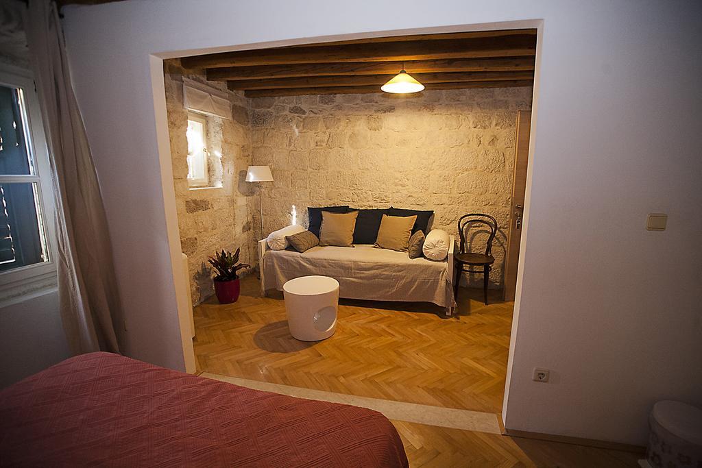 Rooms Livia Trogir Zimmer foto