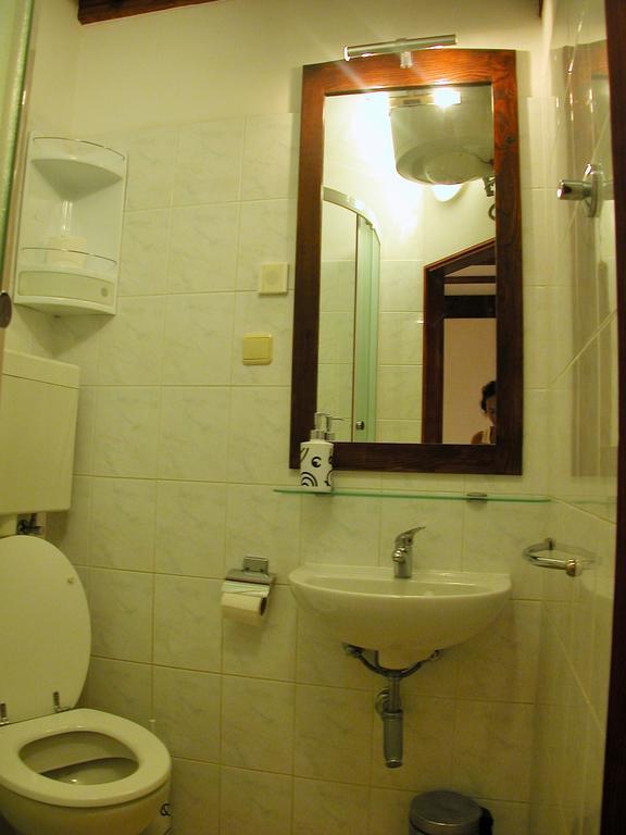 Rooms Livia Trogir Exterior foto